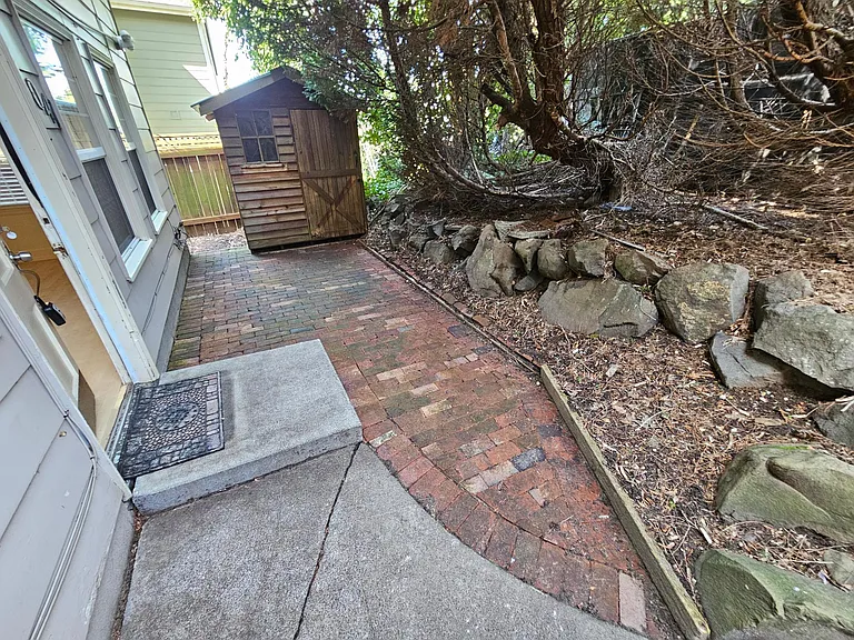 3041B 30th Ave W — Photo 8