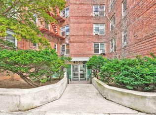 42-25 80th St #1F, Elmhurst, NY 11373