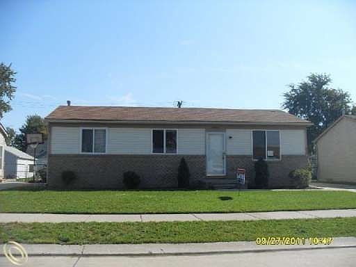 2nd image of 25850 Lehner Ct