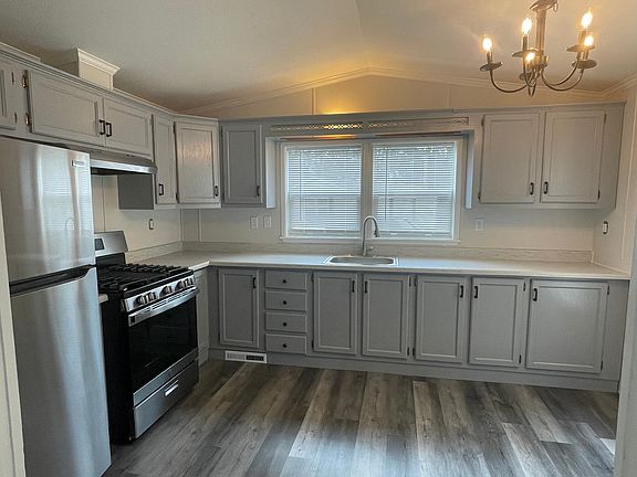2nd image of 610 Theozel Ln