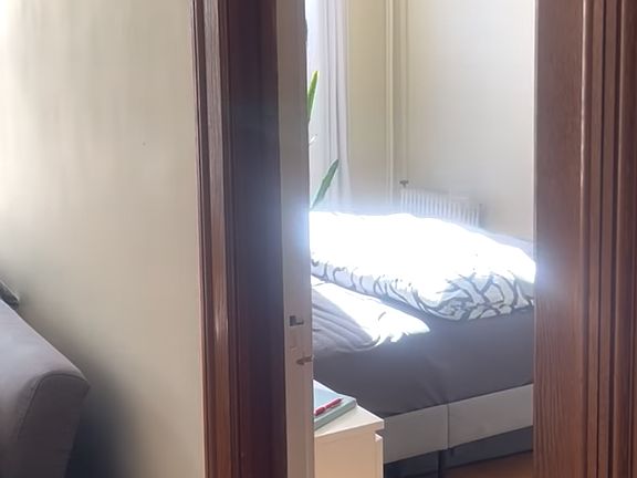 4th image of 468 Beacon St