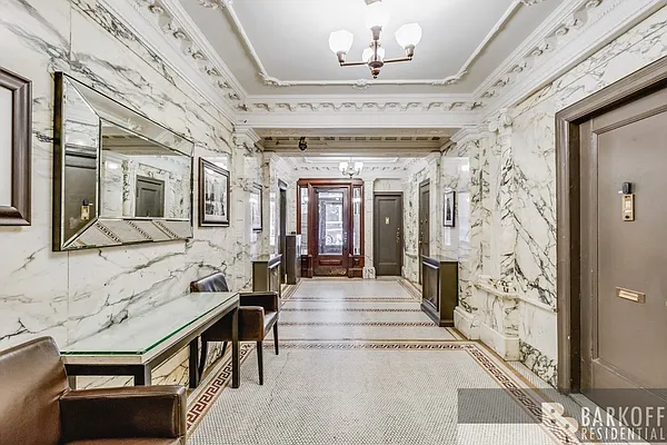 Rented by Barkoff Residential  | media 36