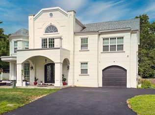 14 Barmore Drive, Stamford, CT 06905