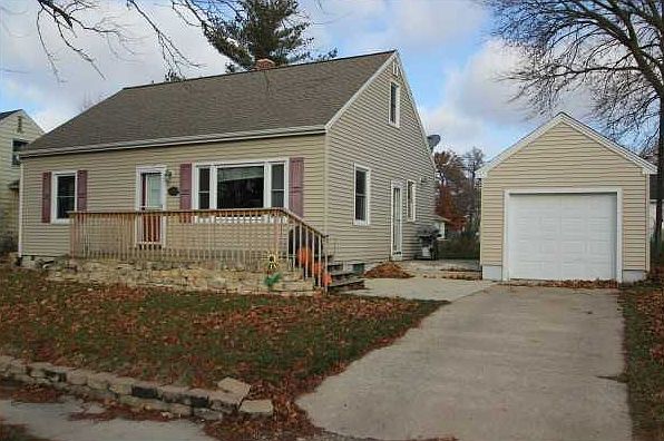1st image of 603 2nd Ave