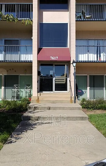 7617 Fontainebleau Dr #2145 — Photo 2