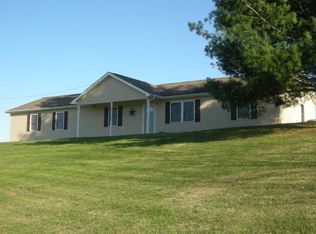 167 Autumn Ln, Max Meadows, VA 24360