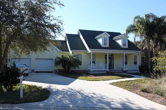 1st image of 101 Grand Oaks Dr