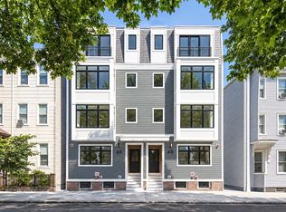 Everett Point, Boston, MA 02128