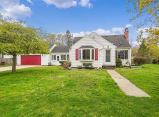 225 Oakwood Ave, Jackson, MI