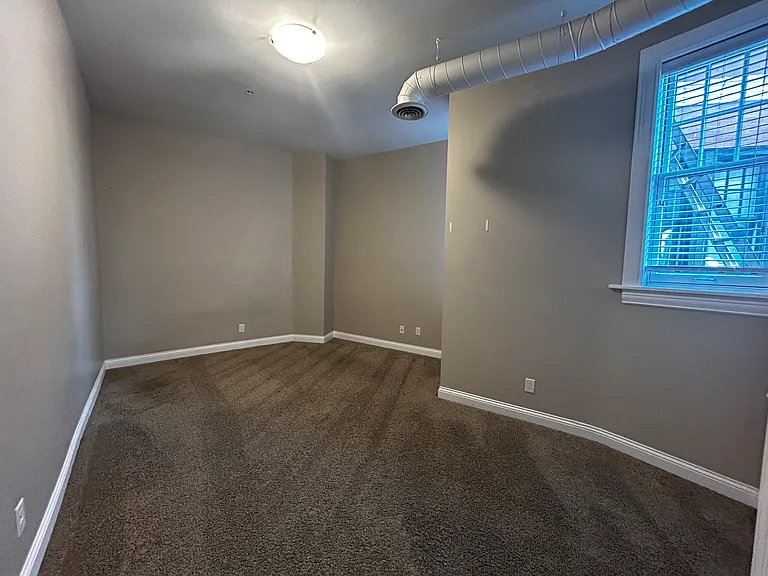 730 N Main St #201 — Photo 12