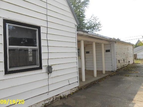 3rd image of 421 Ostrander Dr