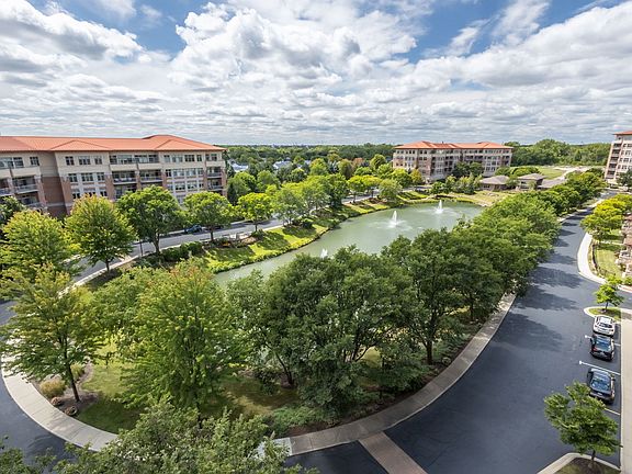 3rd image of 40 Prairie Park Dr APT 602