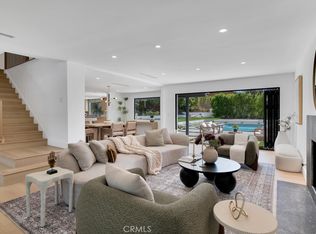 5700 Fairhaven Ave, Woodland Hills, CA 91367