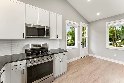 Medford Mews, Carriage House 323 Photo 1