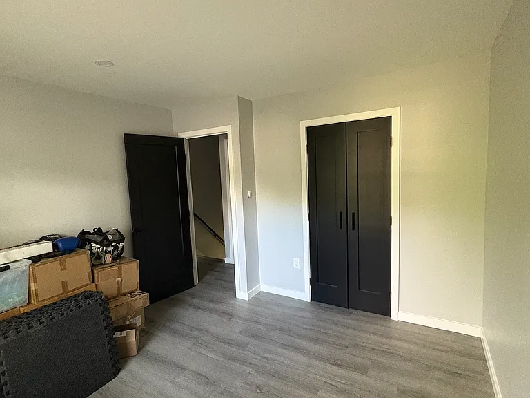 1200 Marshall Ln — Photo 17