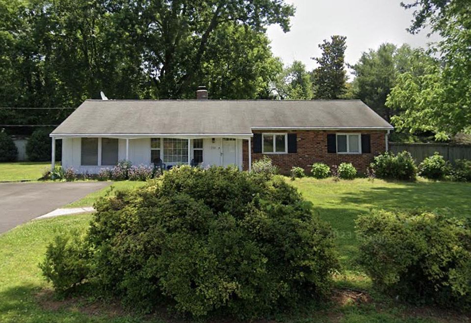 1st image of 2335 Trott Ave
