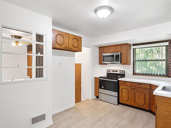 5th image of 10545 Durness Dr