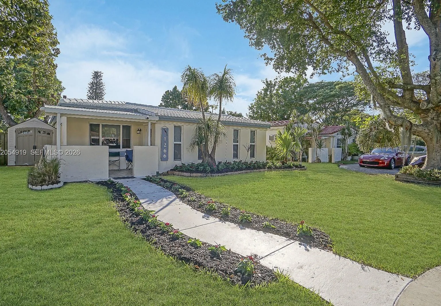 Fulford By The Sea Rev Pl — Photo 1