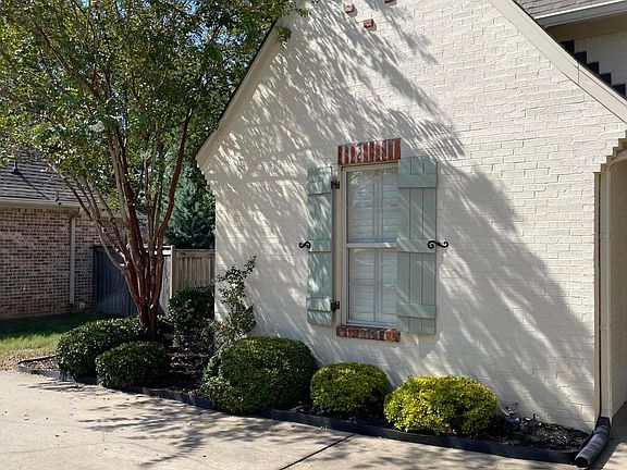 5th image of 153 Grayhawk Dr