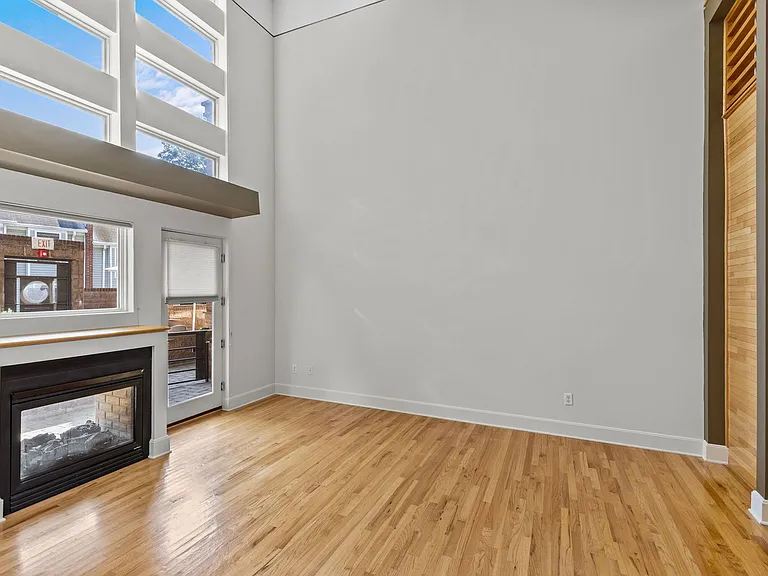 420 Queens Rd #7 — Photo 13