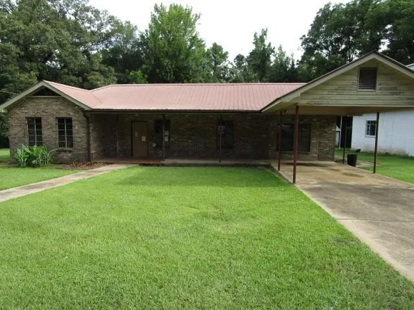 5105 Breithaupt St, Jena, LA 71342