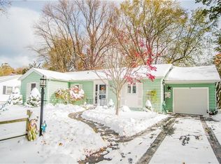 154 Charing Rd, Rochester, NY 14617