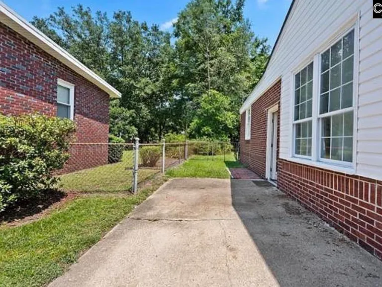 4750 Lang Ridge Dr — Photo 9