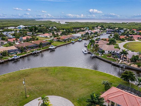 2nd image of 1307 Sea Horse Ct