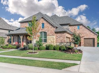 1012 Hazel Dr, Lantana, TX 76226