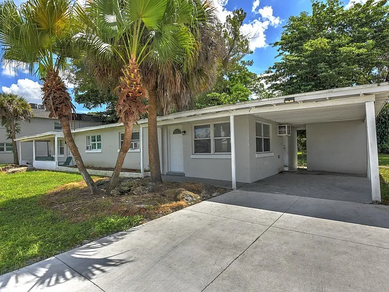 Paradise Palms Portfolio LLC — Photo 31