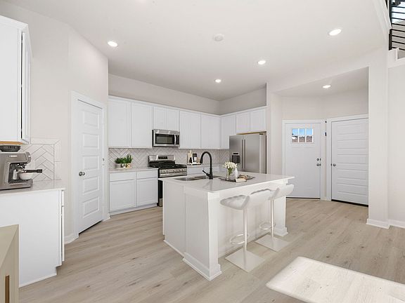 12247 Danza Dr - Mansfield - Kitchen