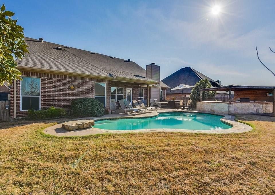 1st image of 1216 Catherine Ln