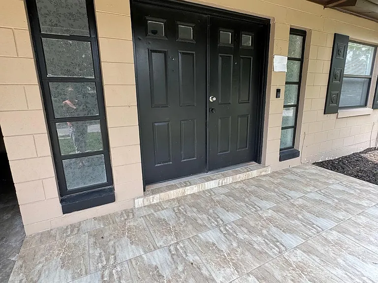 531 Wigman Dr — Photo 3
