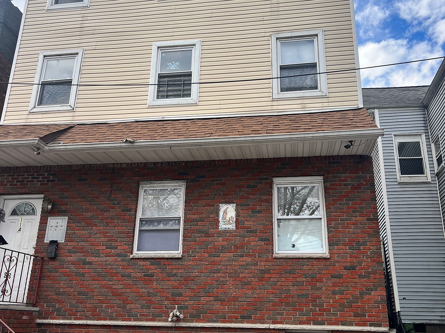 114 Summer Ave Floor 3, Newark, NJ 07104 | Zillow