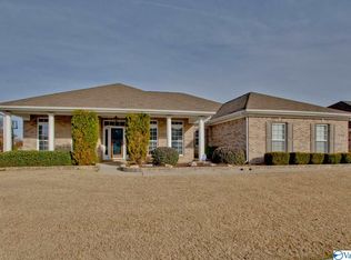 2245 Towne Park Dr SW, Huntsville, AL 35803