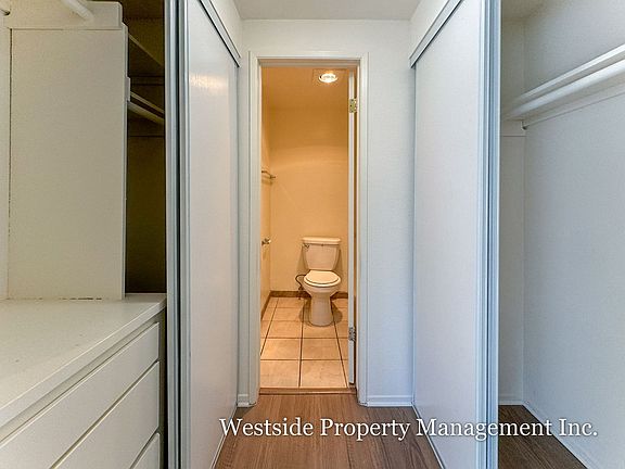 4th image of 5751 Camellia Ave APT 305