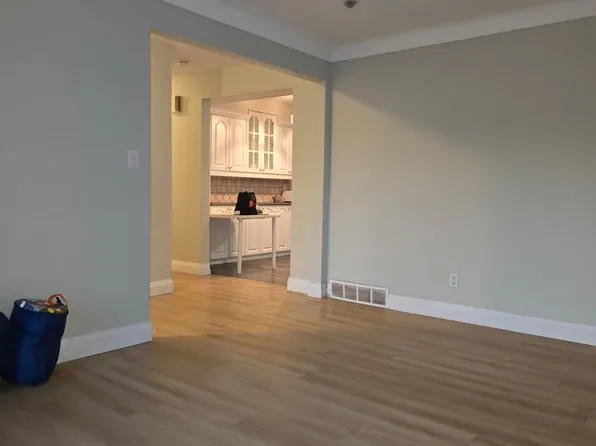 26 Glengarry Rd, Saint Catharines, ON L2T 2V2