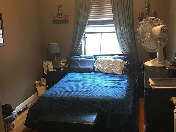 4th image of 3034 30th St #5