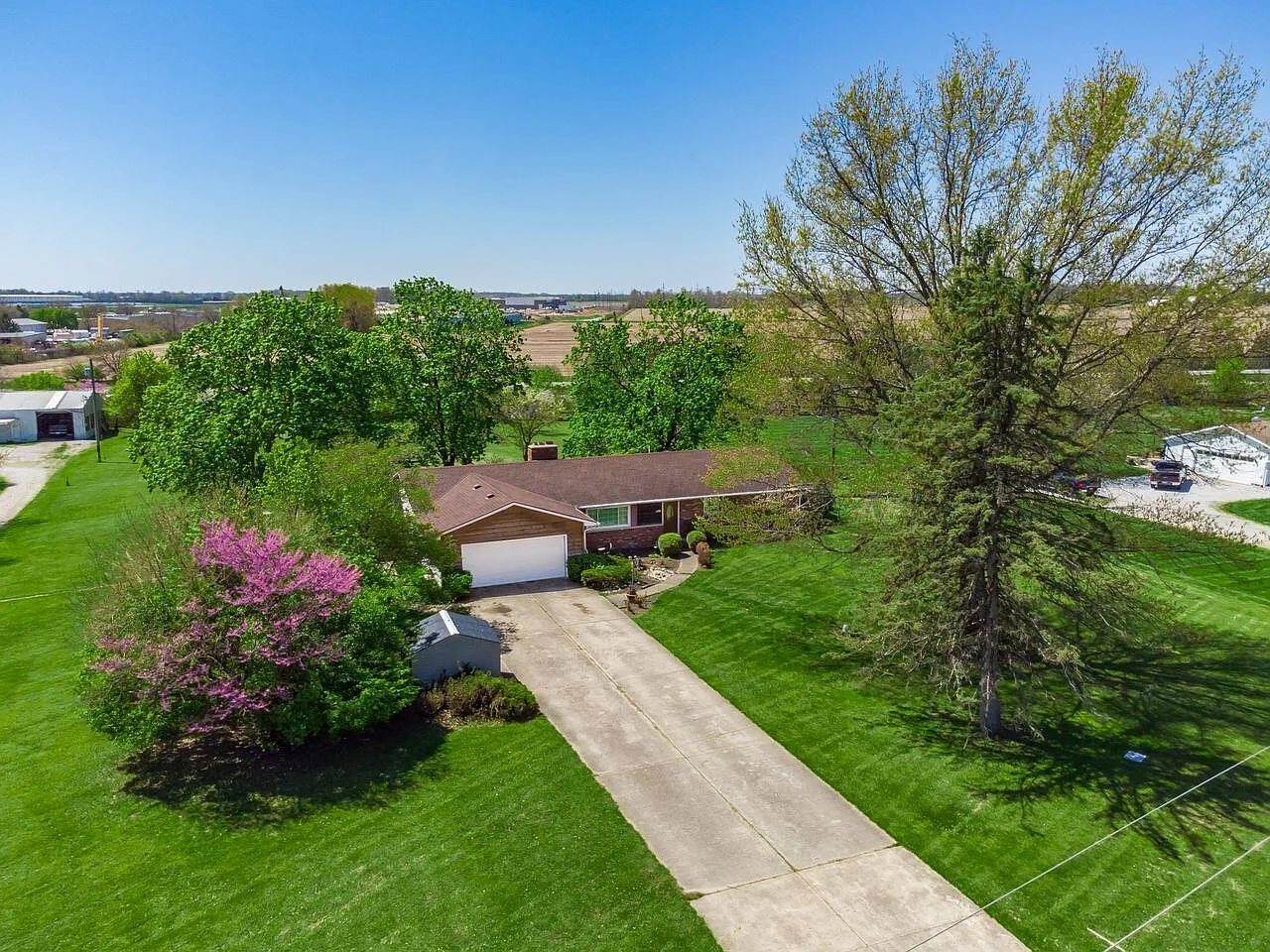 8841 Mitchell Dewitt Rd photo 1