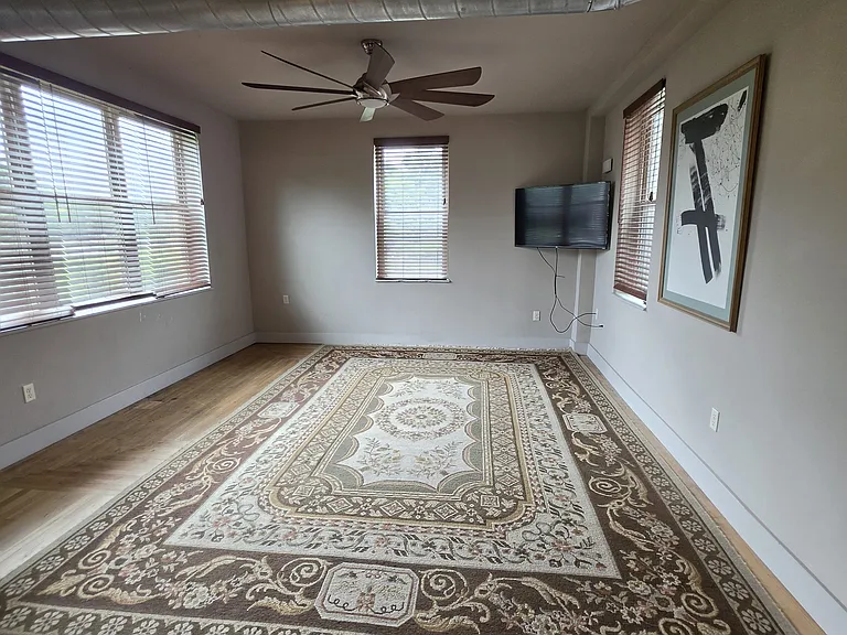 342 Forest Ave #C6 — Photo 6