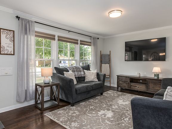 3rd image of 503 S Donald Ave