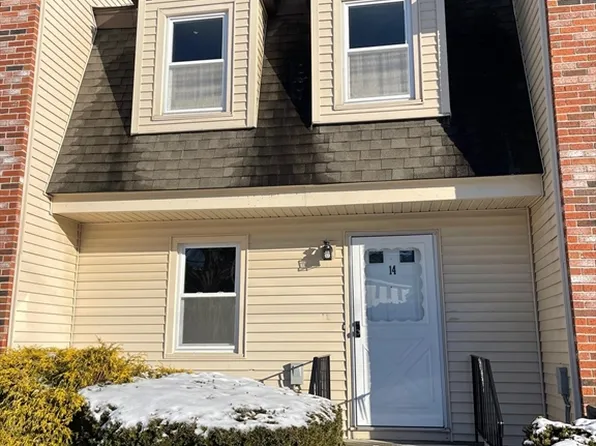 3-5 Woodland St, Lawrence, MA 01841