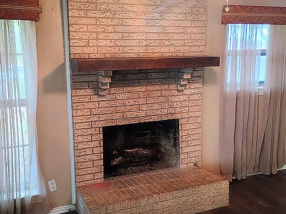 Gas-burning Hearth