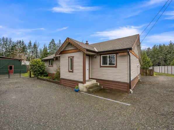 5733 Island Hwy N, Courtenay, BC V9N 3N8