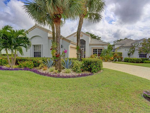2nd image of 11848 Fountainside Cir