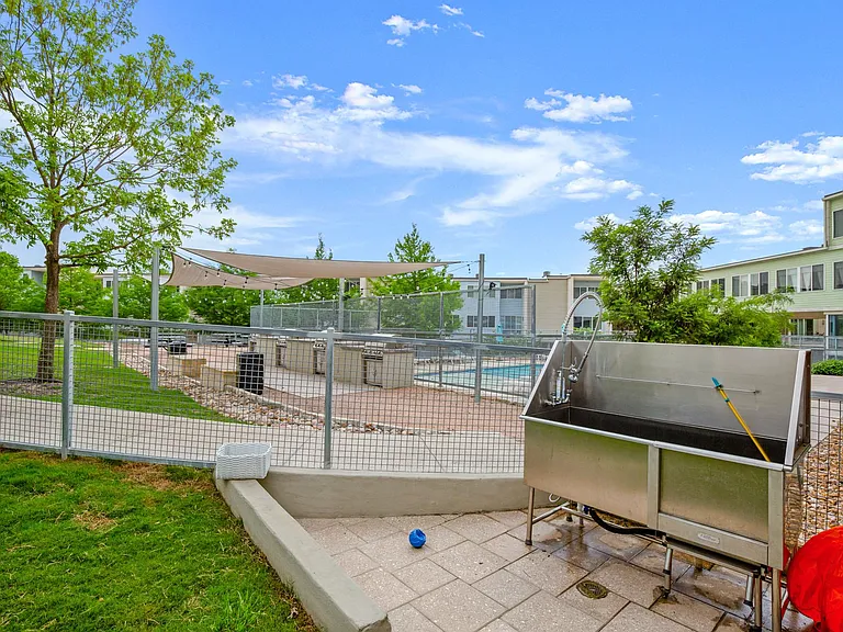 604 N Bluff Dr #228 — Photo 35