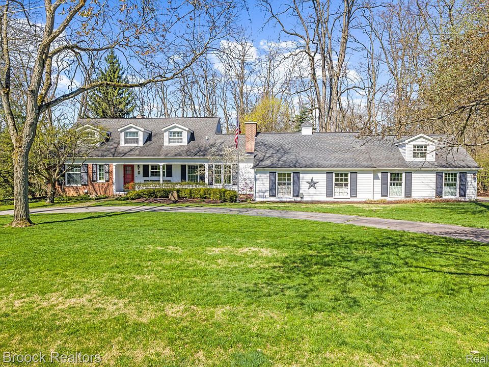 1st image of 32377 Susanne Dr
