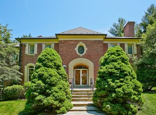 10713 Barn Wood Ln, Rockville, MD 20854