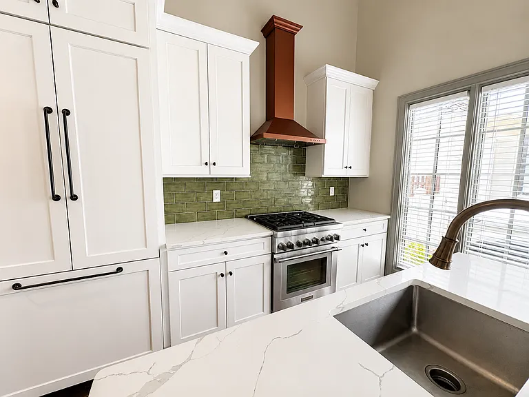 201 Tollison Dr — Photo 3