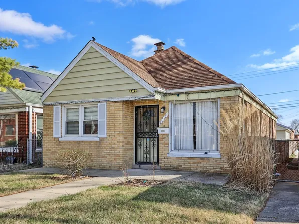 3016 Madison St, Bellwood, IL 60104